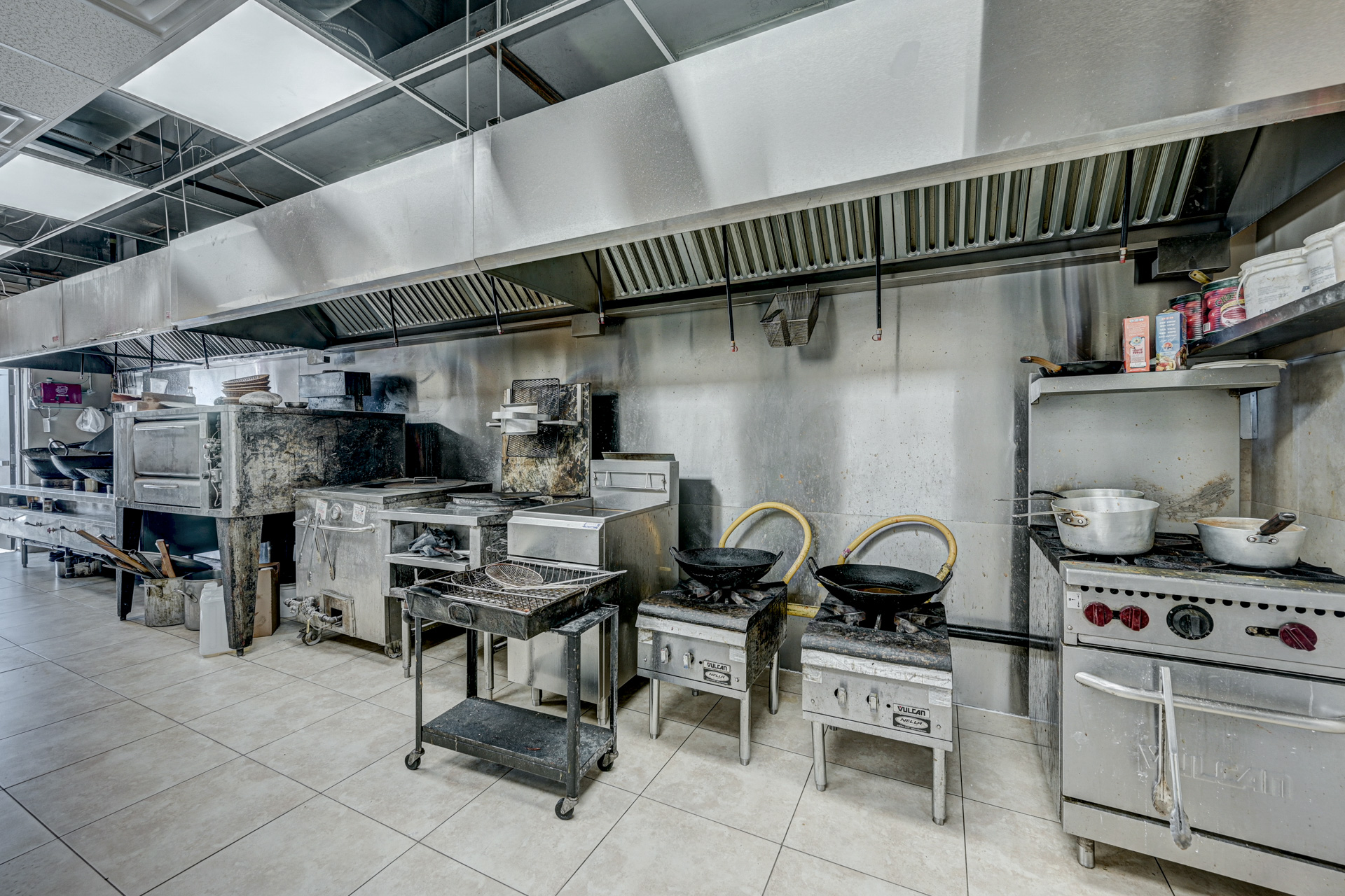 Commercial kitchen