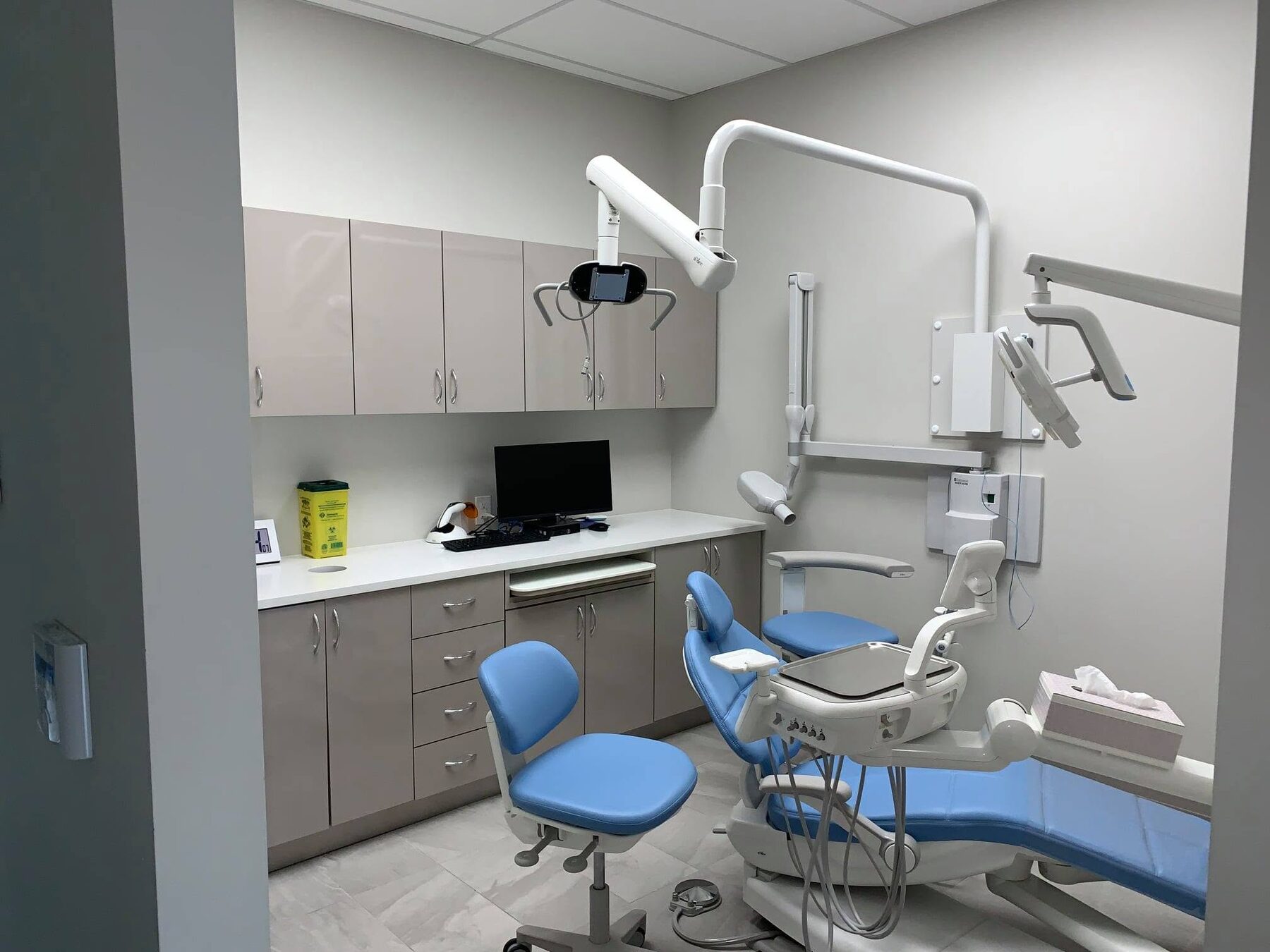 Completed dental operatory in Mississauga