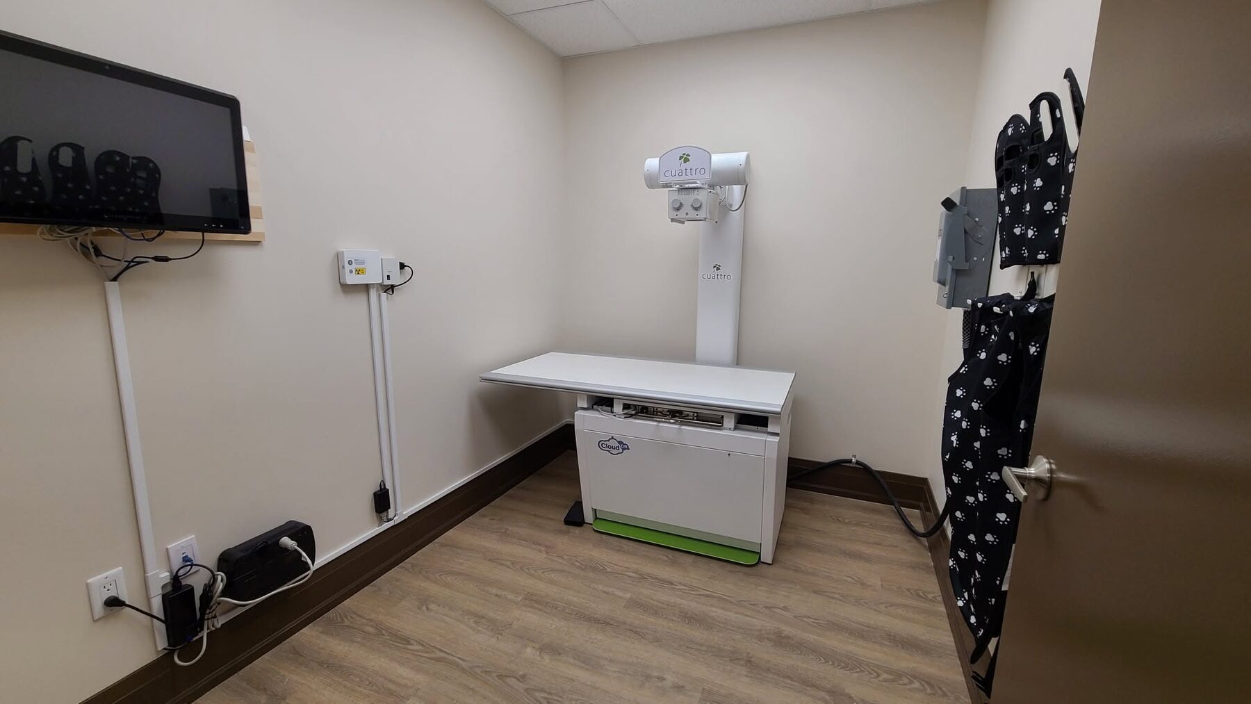 Veterinary diagnostic imaging room