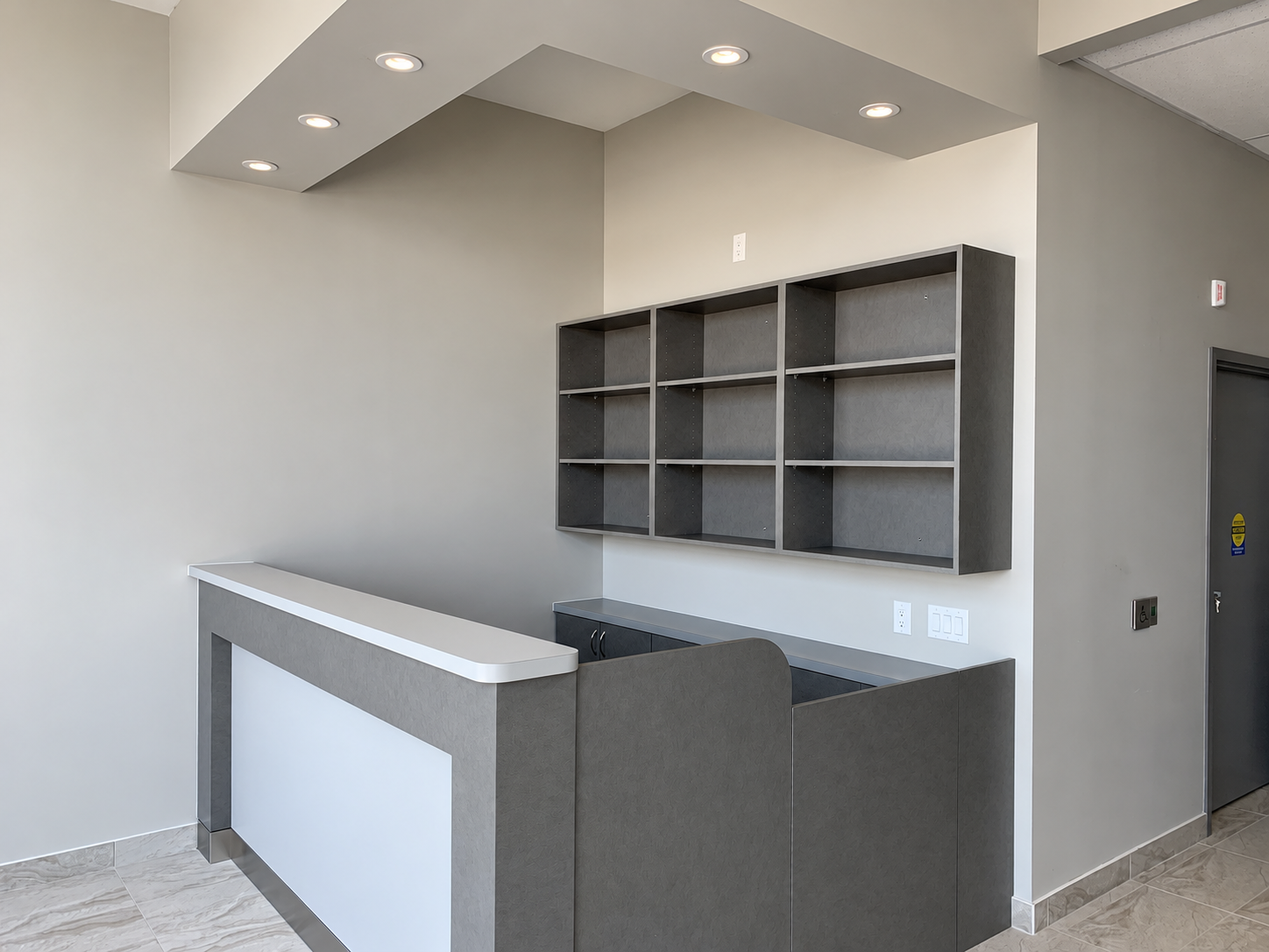 Gardenbrooke Veterinary Hospital reception in Brampton
